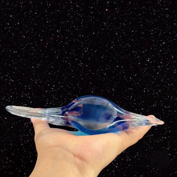 Multicolor Large Art Glass Fish Figurine Paperweight Blue W Clear Edges Heavy - Picture 9 of 14